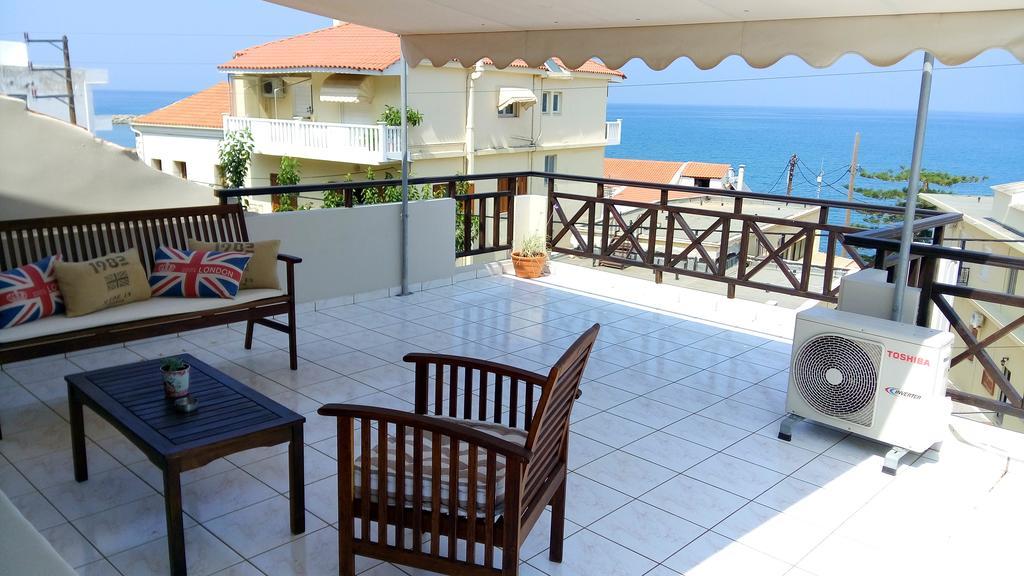 Sandy'S Home Κολυμβάρι Εξωτερικό φωτογραφία