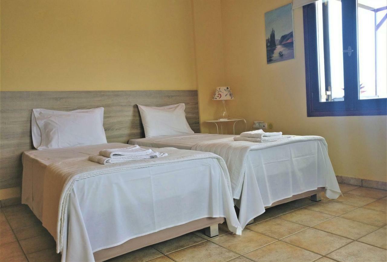 Sandy'S Home Κολυμβάρι Εξωτερικό φωτογραφία